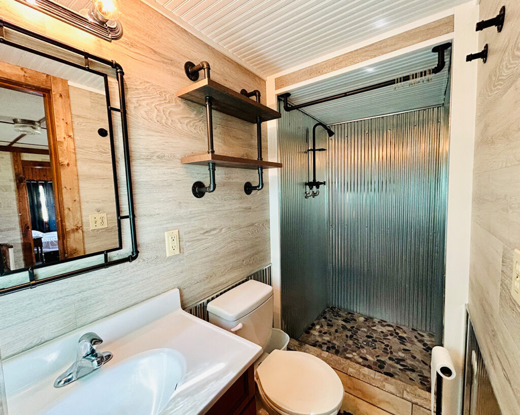 Cabin-C_1
